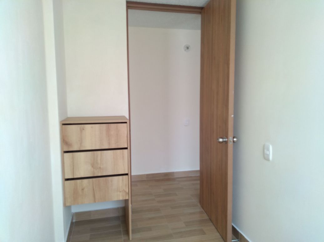 Apartamento de 3 alcobas en venta en Los Pantanos, Bogotá, 51 m² · foto 8 de 10