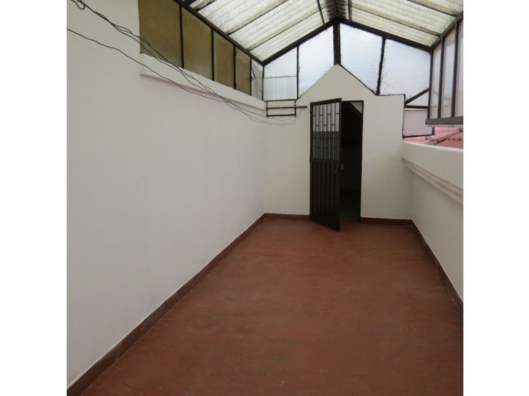 Casa de 5 alcobas en venta en Centro, Bogotá, 241 m² · foto 16 de 20