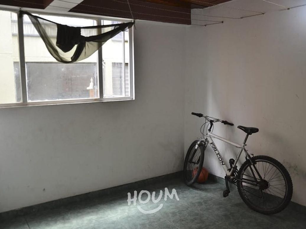 Casa de 7 alcobas en venta en Alcalá, Bogotá, 260 m² · foto 16 de 20
