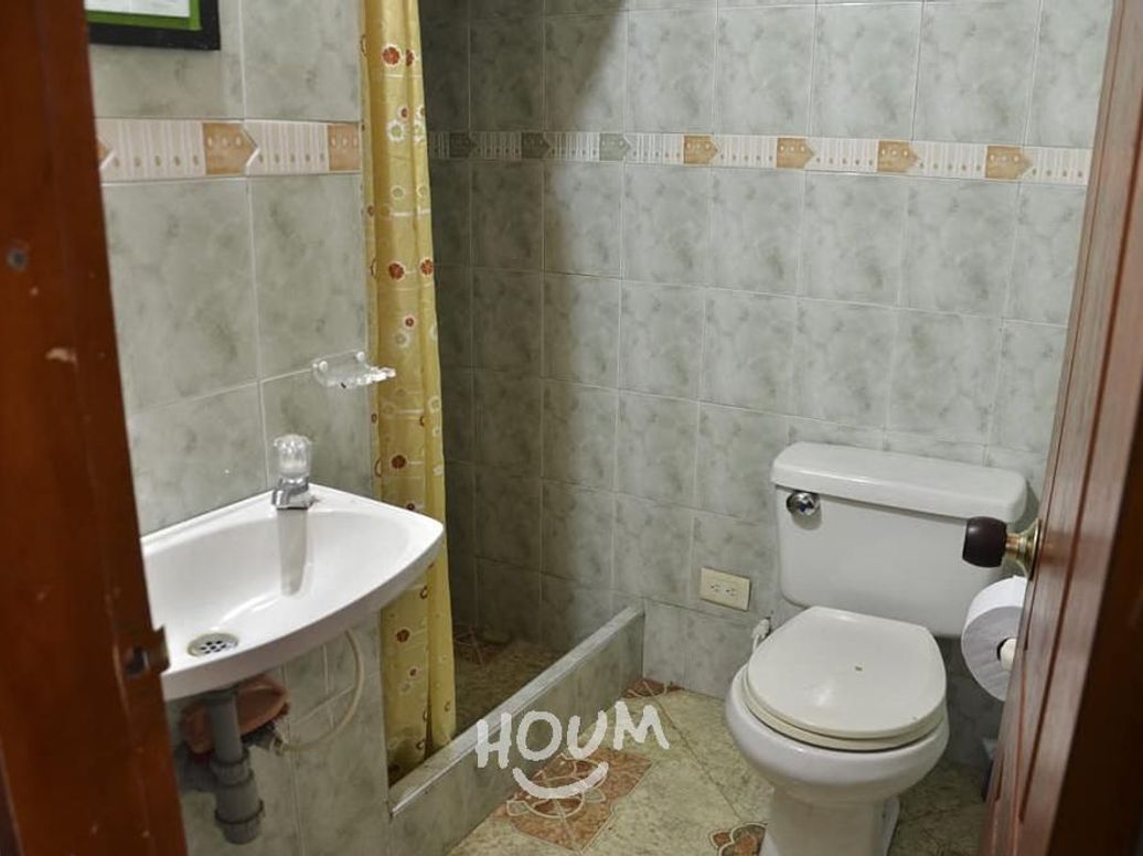 Casa de 7 alcobas en venta en Alcalá, Bogotá, 260 m² · foto 13 de 20