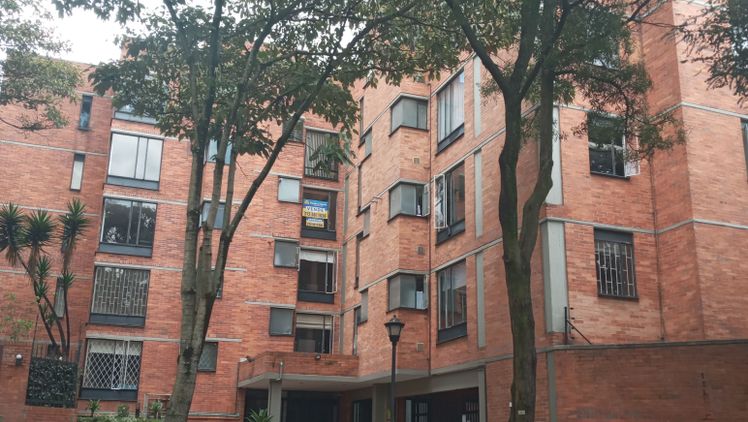 APARTAMENTOS, CASAS Y OFICINAS EN BOGOTÁ Apartamento en venta, María cristina