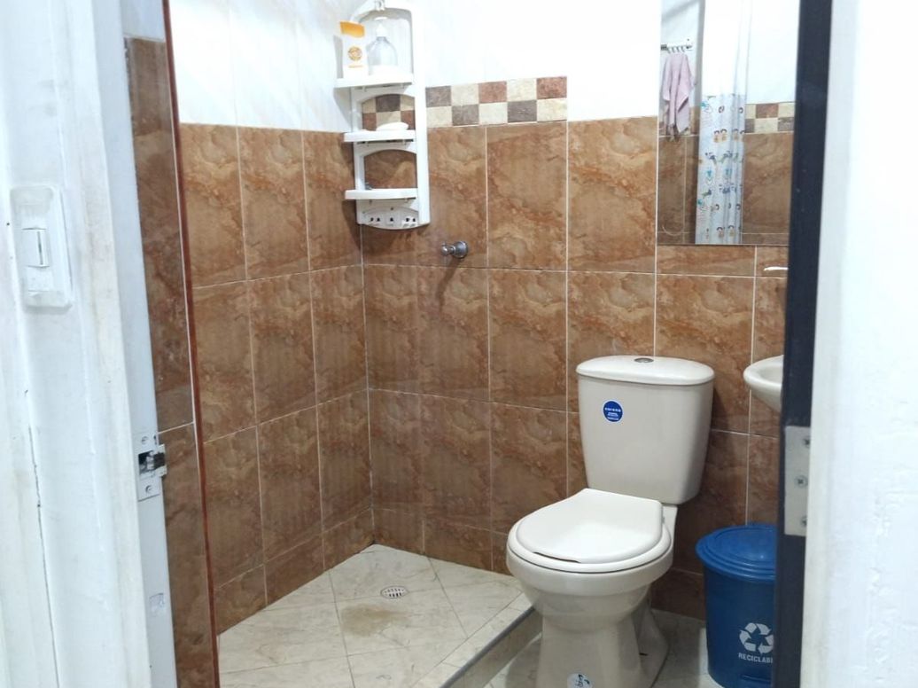 Casa de 7 alcobas en venta en La Riviera, Bogotá, 36 m² · foto 9 de 10