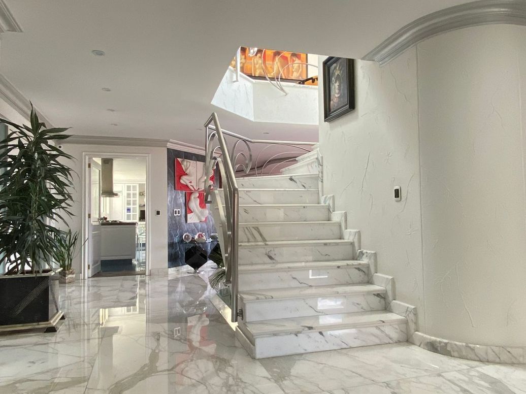 Apartamento de 5 alcobas en venta en Santa Barbara Occidental, Bogotá, 363 m² · foto 19 de 20