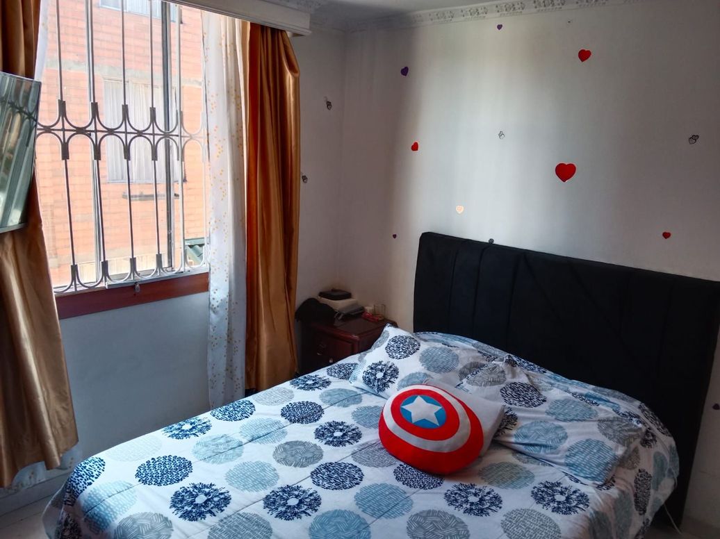 Casa de 3 alcobas en venta en Trabla, Bogotá, 68 m² · foto 7 de 8