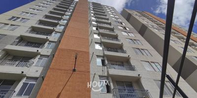 [VEN] ID HOUM: 83258

En Houm te ayudamos de forma fácil y segura. Los beneficios de comprar con nosotros:
    • Te ayudamos a conseguir financiamiento a través de una asesoría personalizada
    • Mediación y seguimiento de todo el proceso
    • Ponemos a tu disposición profesionales en notariado, registro y asesoría jurídica
¡Solo te preocupas de las firmas!

Departamento en venta, ubicado en el barrio Granjas Santa Sofia 1, Marco Fidel Suárez, con una superficie construida de 45.00 m² y superficie total de 50.00 m². 

Sus principales características son:

    • 3 dormitorios
    • 2 baños
    • Admite mascotas
    • Año de construcción: 2021
    • Cuarto de lavado
            
Además, el inmueble cuenta con las siguientes amenidades:

    • Salón de eventos
    • Vigilancia 24 hrs
    • Ascensor
    • Zona de juegos

Si compras con nosotros, te brindamos asesoría personalizada durante todo el proceso.
Más que una inmobiliaria, somos Houm.
*Aplican T&C