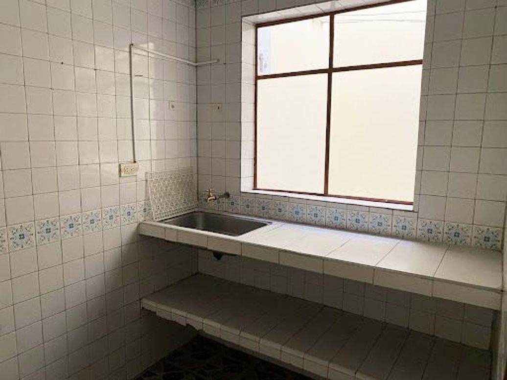 Casa de 4 alcobas en venta en Villa Luz, Bogotá, 235 m² · foto 5 de 20