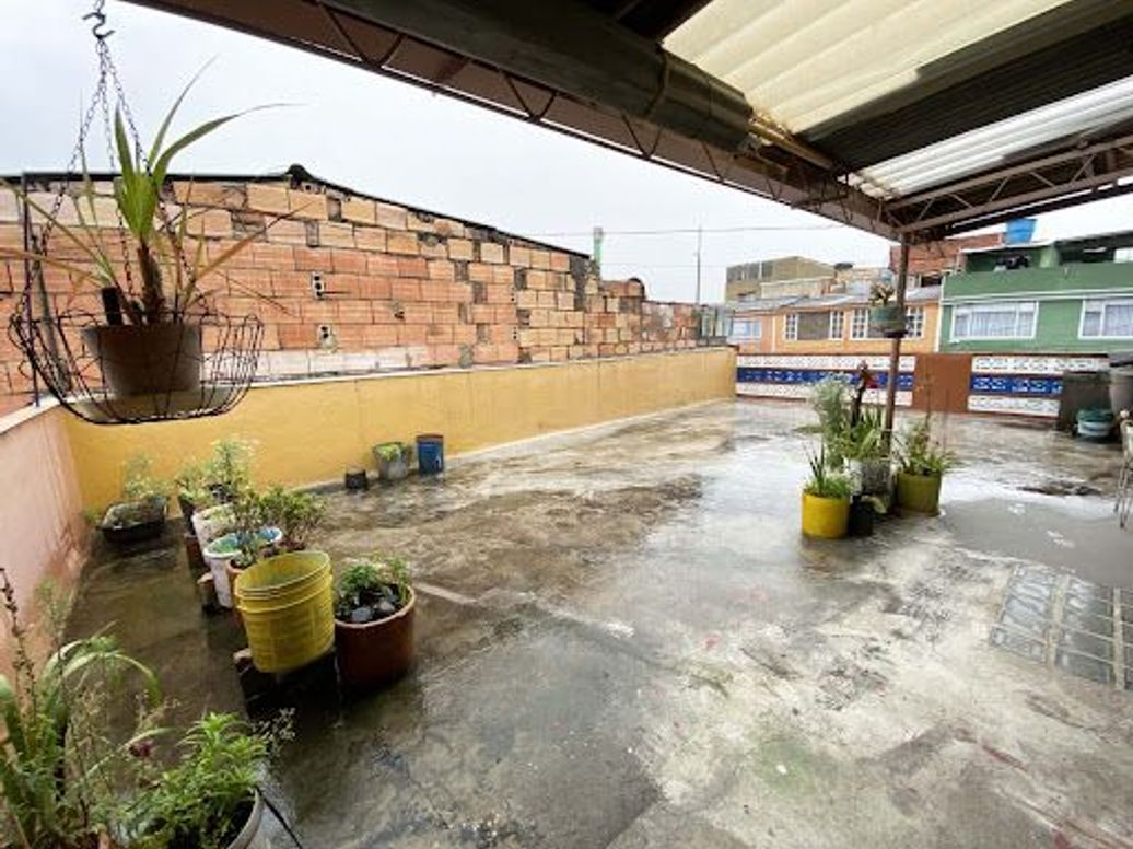 Casa de 4 alcobas en venta en Villa Luz, Bogotá, 235 m² · foto 20 de 20