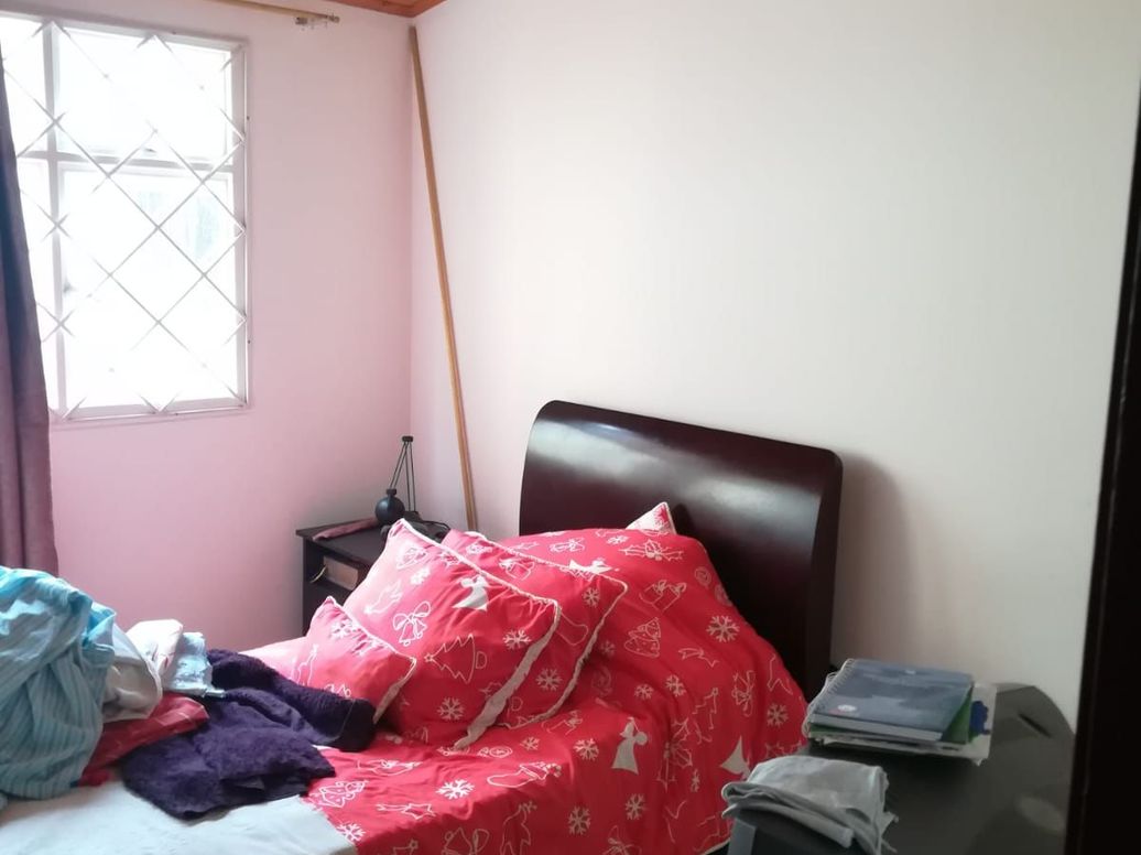 Casa de 8 alcobas en venta en Prado Veraniego, Bogotá, 310 m² · foto 13 de 20