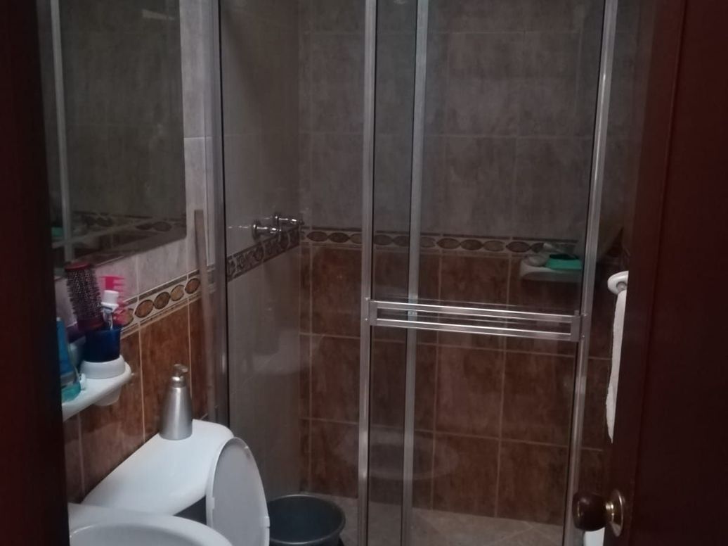 Casa de 8 alcobas en venta en Prado Veraniego, Bogotá, 310 m² · foto 16 de 20