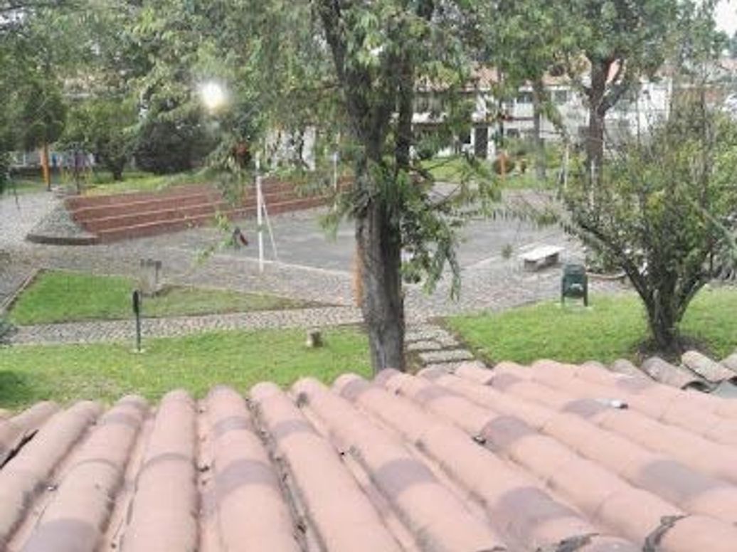 Casa de 5 alcobas en venta en Modelia, Bogotá, 300 m² · foto 11 de 18