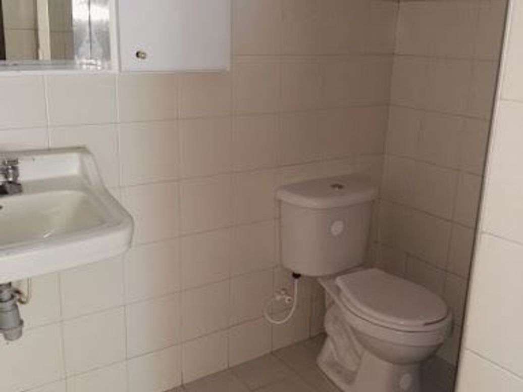 Casa de 5 alcobas en venta en Modelia, Bogotá, 300 m² · foto 5 de 18