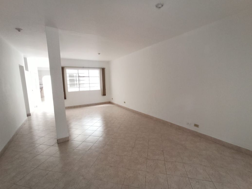 Casa en Arriendo en ROSALES, Belén, Medellín en Rosales