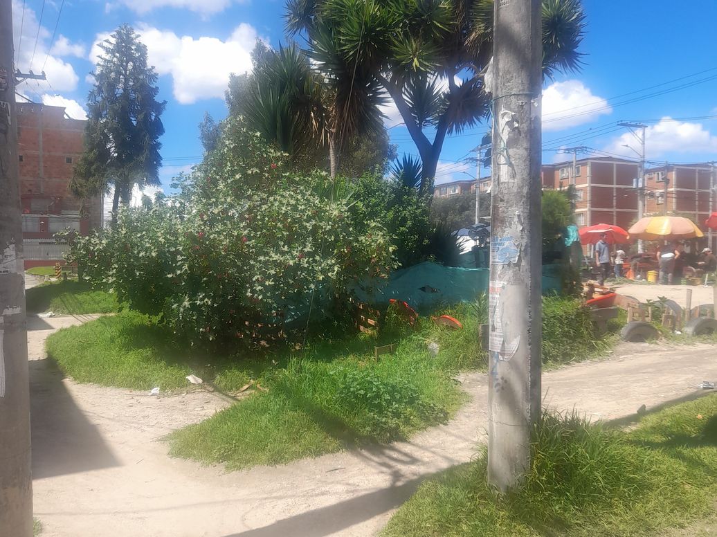 Casa de 8 alcobas en venta en Casa Blanca Et. I, Bogotá, 203 m² · foto 5 de 5