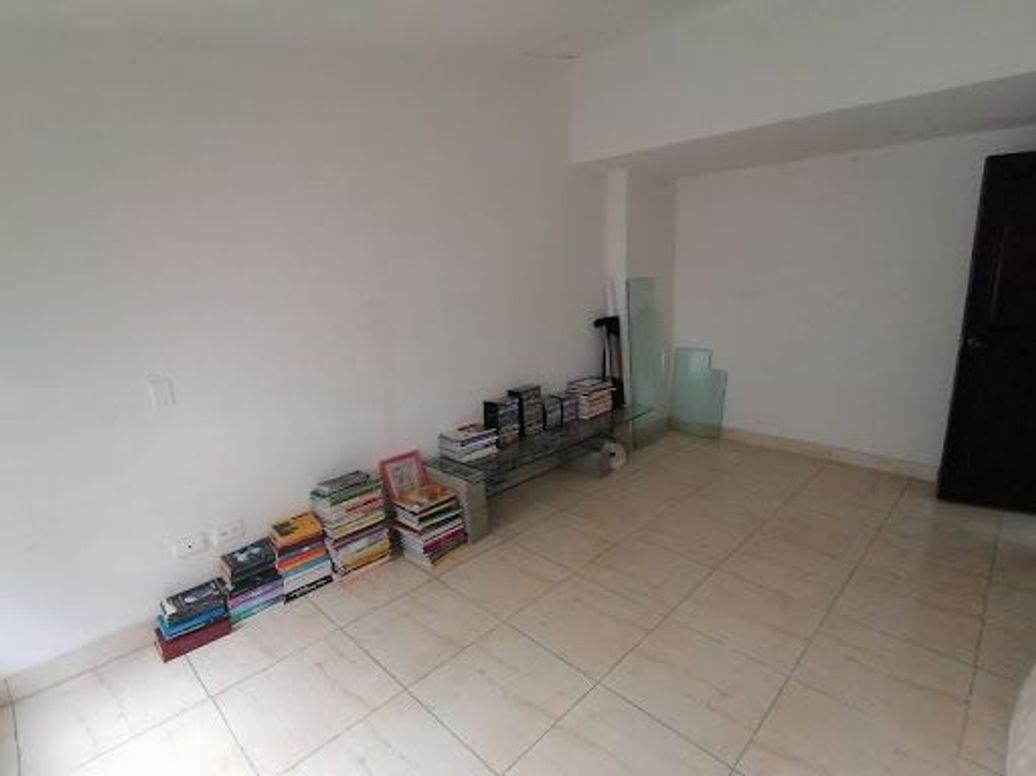 Casa de 5 alcobas en arriendo en Colinas De Suba, Bogotá, 250 m² · foto 15 de 20