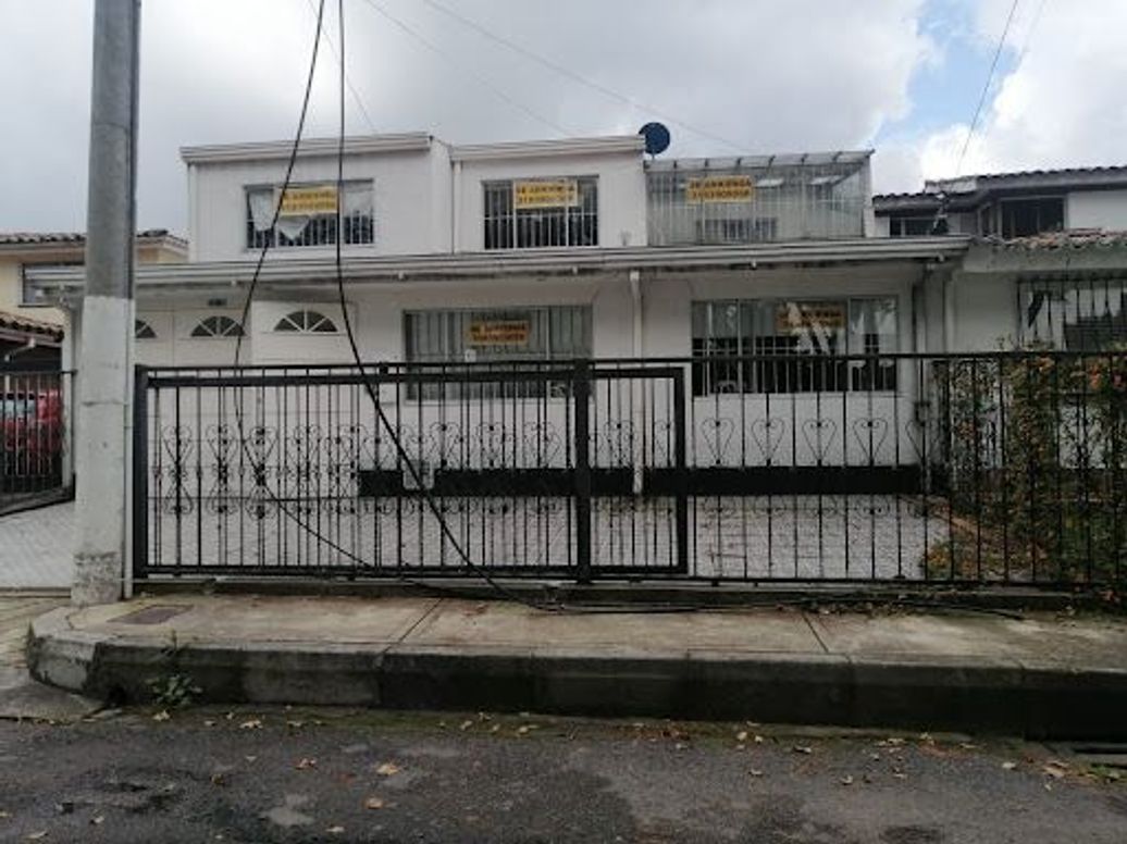 Casa de 5 alcobas en arriendo en Colinas De Suba, Bogotá, 250 m² · foto 3 de 20
