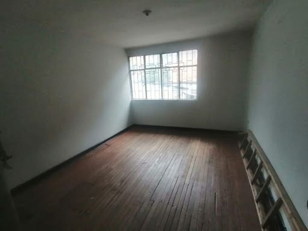 Casa de 3 alcobas en venta en San Luis, Bogotá, 180 m² · foto 13 de 20