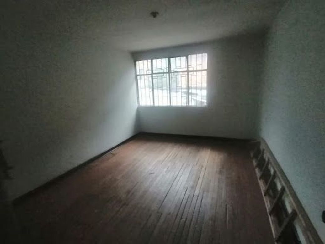 Casa de 3 alcobas en venta en San Luis, Bogotá, 180 m² · foto 7 de 20