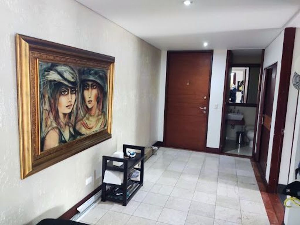 Apartamento de 4 alcobas en venta en Santa Bibiana, Bogotá, 243 m² · foto 3 de 20