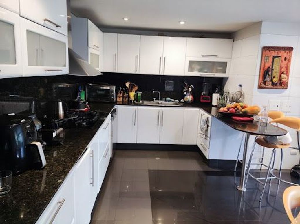 Apartamento de 4 alcobas en venta en Santa Bibiana, Bogotá, 243 m² · foto 5 de 20