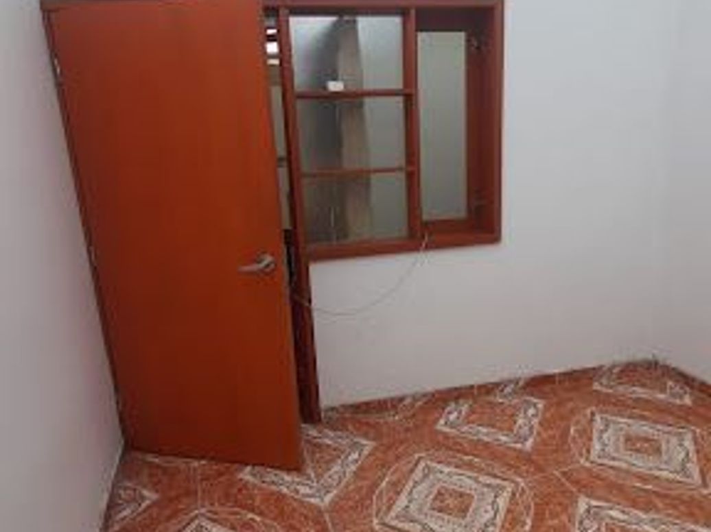 Casa de 9 alcobas en venta en Villa Gladys, Bogotá, 220 m² · foto 14 de 20