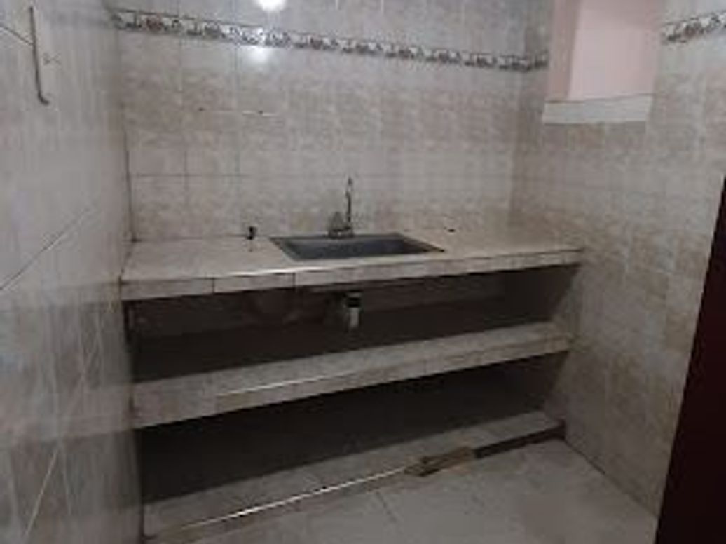 Casa de 9 alcobas en venta en Villa Gladys, Bogotá, 220 m² · foto 11 de 20