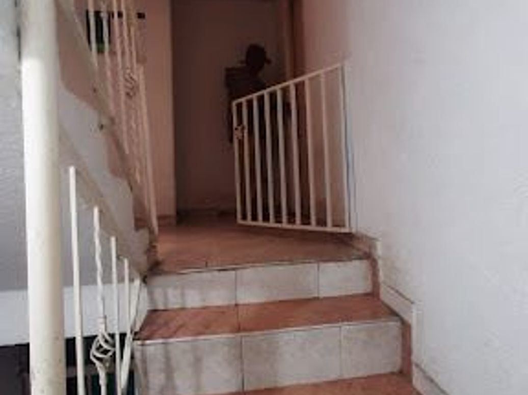 Casa de 9 alcobas en venta en Villa Gladys, Bogotá, 220 m² · foto 3 de 20