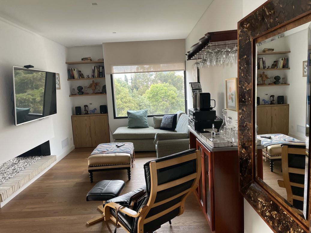 Apartamento de 3 alcobas en venta en Los Rosales, Bogotá, 302 m² · foto 7 de 15