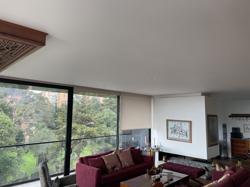 Apartamento de 3 alcobas en venta en Los Rosales, Bogotá, 302 m² · foto 2 de 15