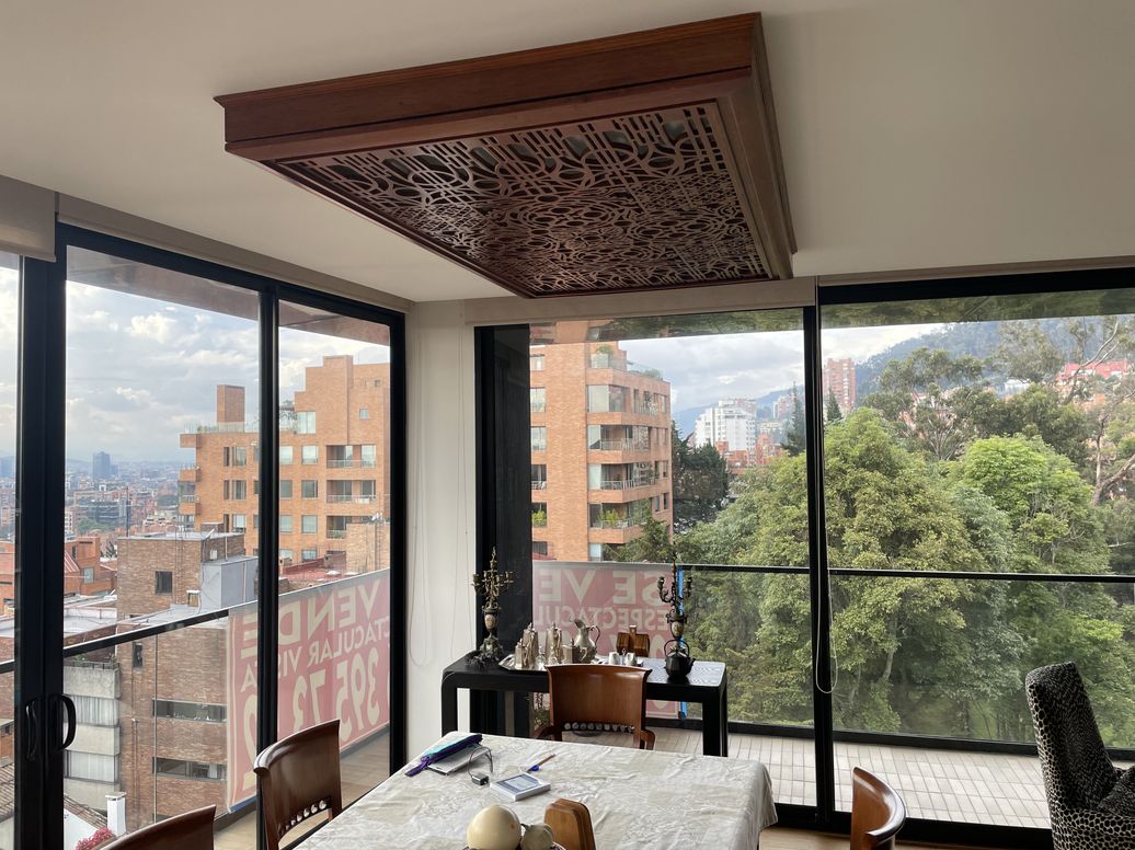 Apartamento de 3 alcobas en venta en Los Rosales, Bogotá, 302 m² · foto 4 de 15