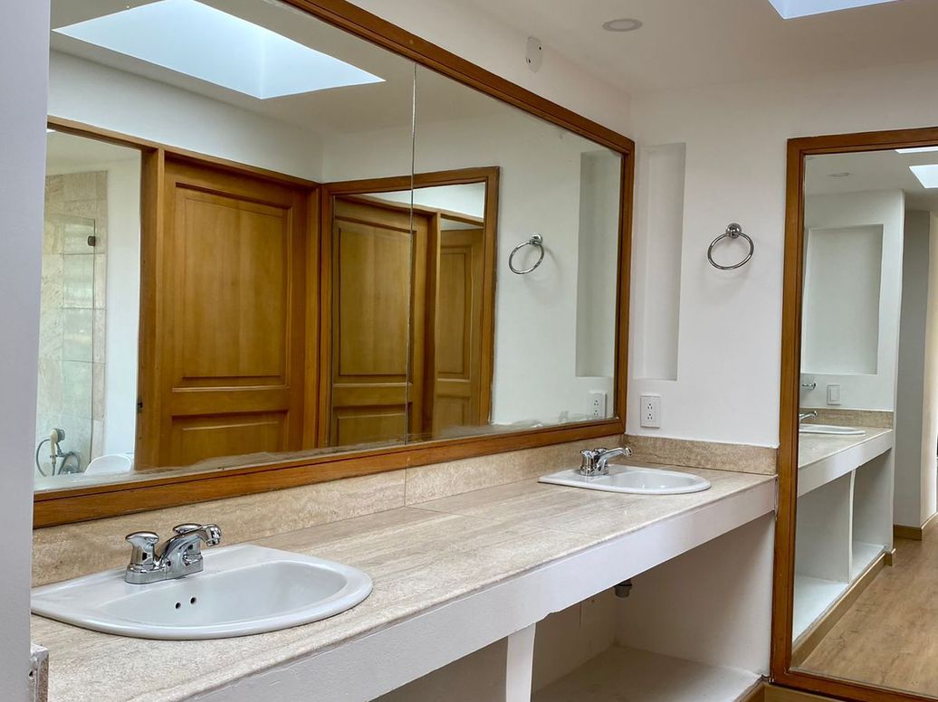 Apartamento de 5 alcobas en venta en Bellavista, Bogotá, 550 m² · foto 17 de 20