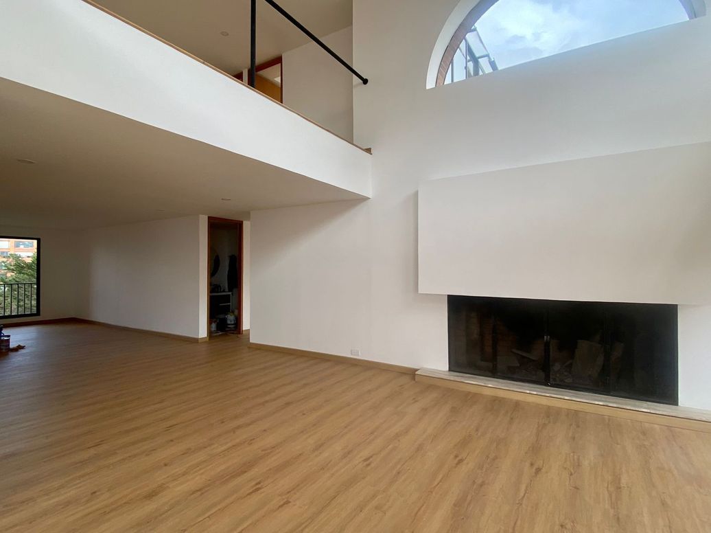 Apartamento de 5 alcobas en venta en Bellavista, Bogotá, 550 m² · foto 2 de 20