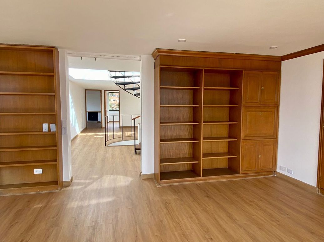 Apartamento de 5 alcobas en venta en Bellavista, Bogotá, 550 m² · foto 16 de 20