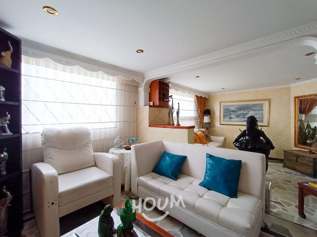 Casa de 7 alcobas en venta en Acacias, Bogotá, 220 m² · foto 6 de 20