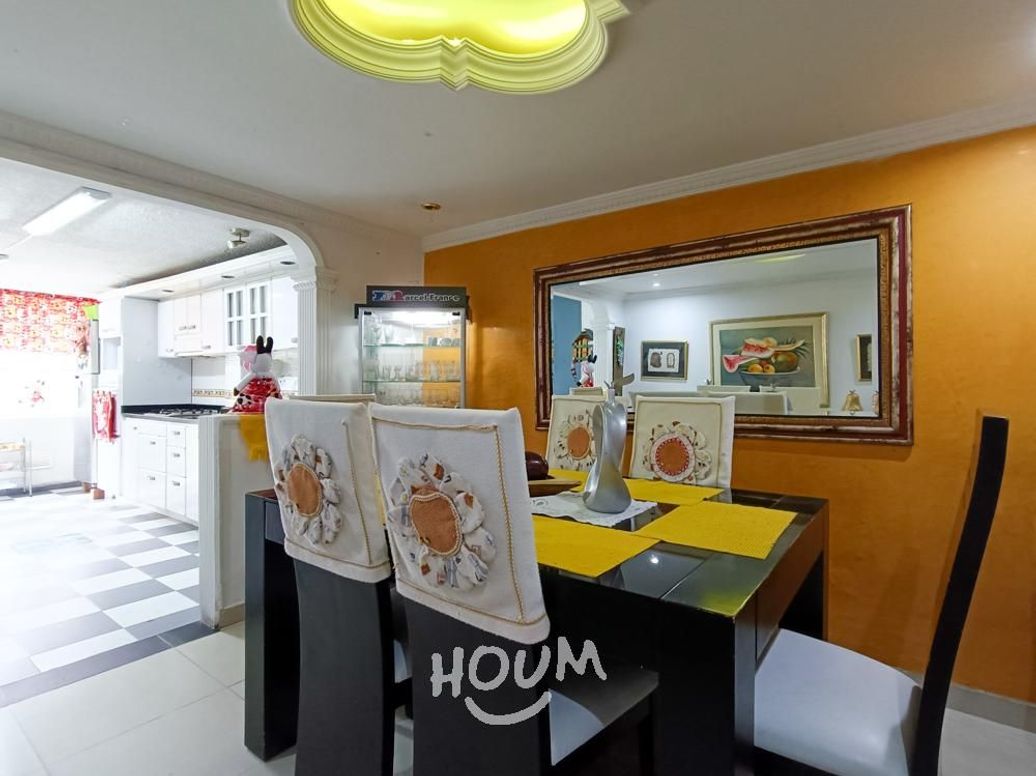 Casa de 7 alcobas en venta en Acacias, Bogotá, 220 m² · foto 9 de 20
