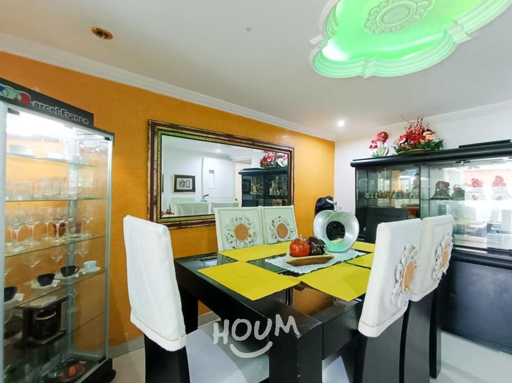 Casa de 7 alcobas en venta en Acacias, Bogotá, 220 m² · foto 10 de 20