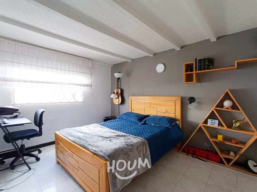 Casa de 7 alcobas en venta en Acacias, Bogotá, 220 m² · foto 17 de 20
