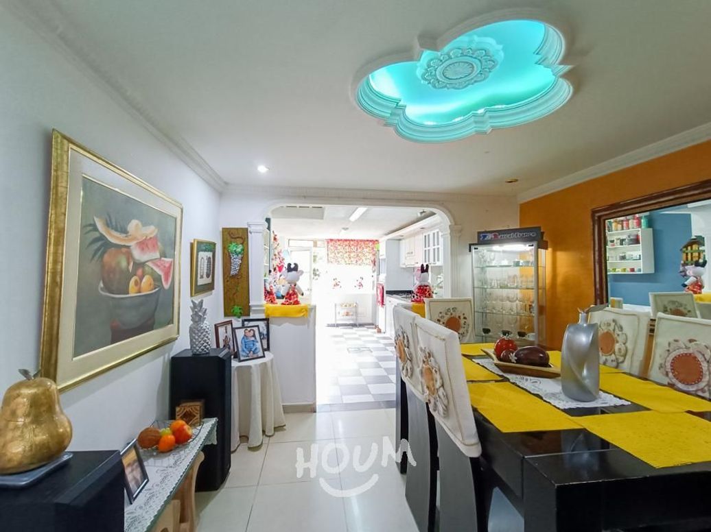 Casa de 7 alcobas en venta en Acacias, Bogotá, 220 m² · foto 11 de 20