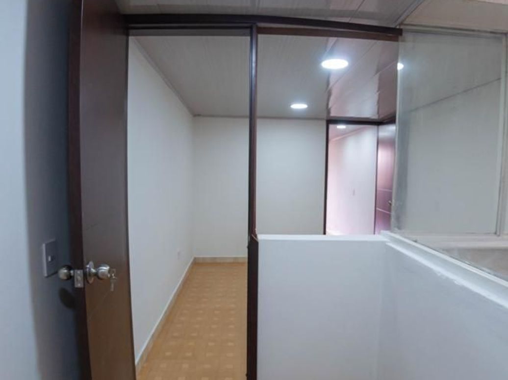 Casa de 4 alcobas en venta en Acacias, Bogotá, 256 m² · foto 12 de 20