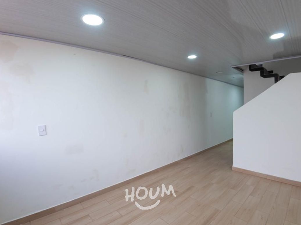Casa de 4 alcobas en venta en Acacias, Bogotá, 256 m² · foto 2 de 20