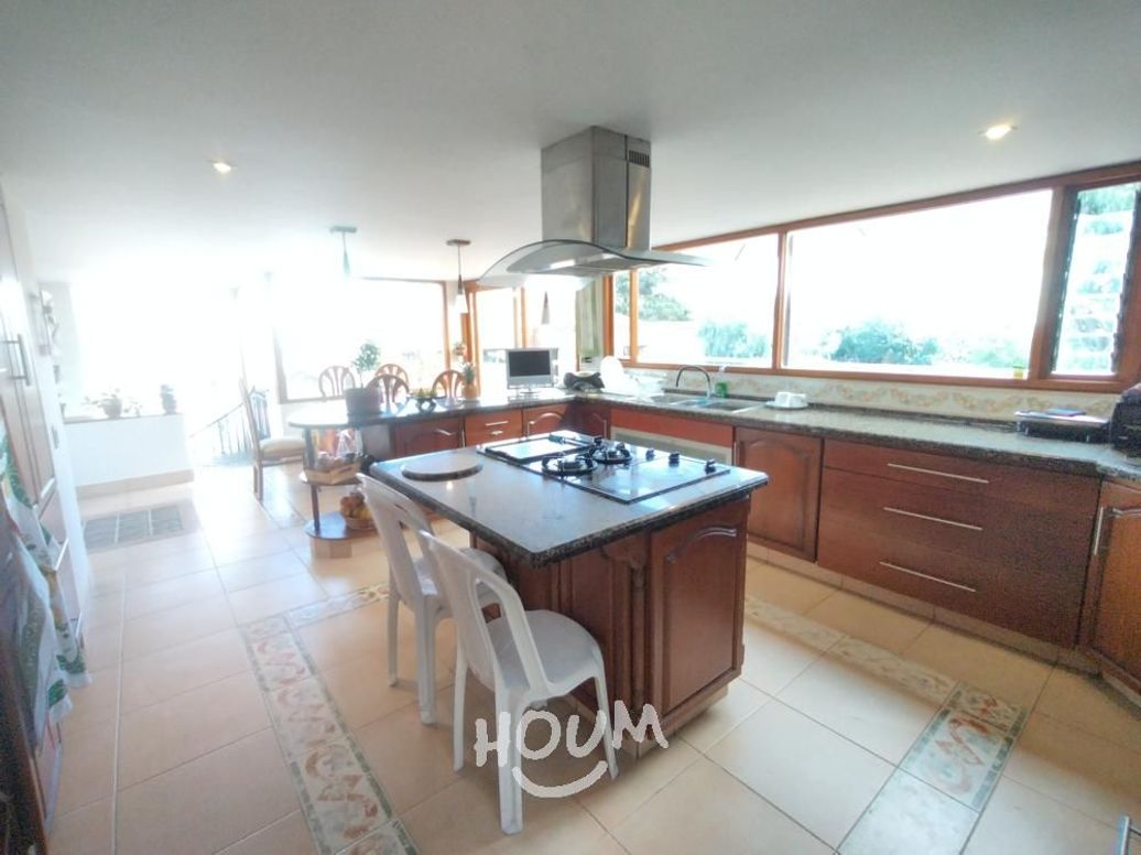 Casa de 5 alcobas en venta en Acacias, Bogotá, 650 m² · foto 12 de 20