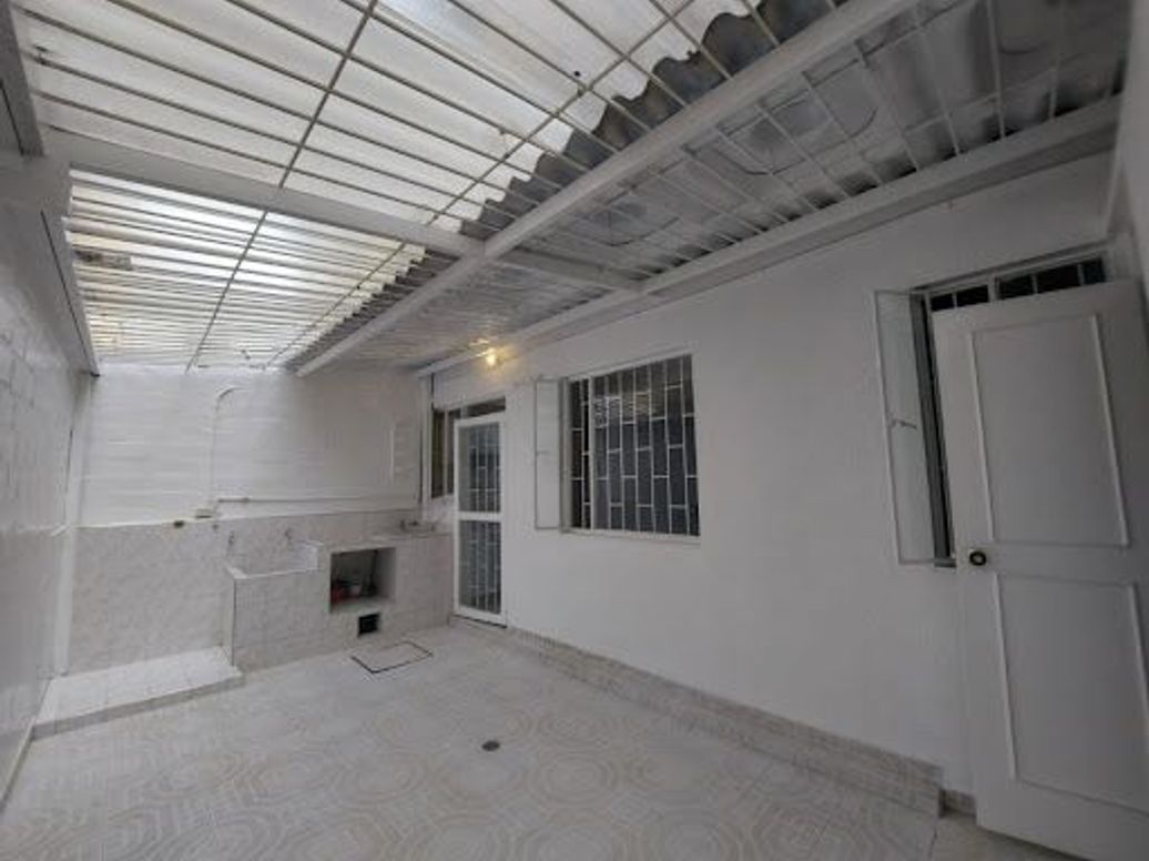 Apartamento de 3 alcobas en venta en Villas De Granada, Bogotá, 72 m² · foto 12 de 14