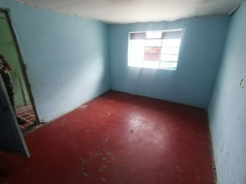 Casa de 9 alcobas en venta en Acacia 3 Parte Baja, Bogotá, 300 m² · foto 5 de 20