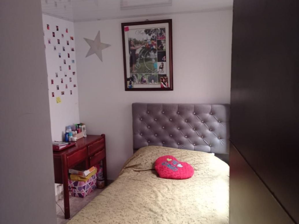 Casa de 4 alcobas en venta en El Socorro Iii Sector, Bogotá, 160 m² · foto 7 de 18