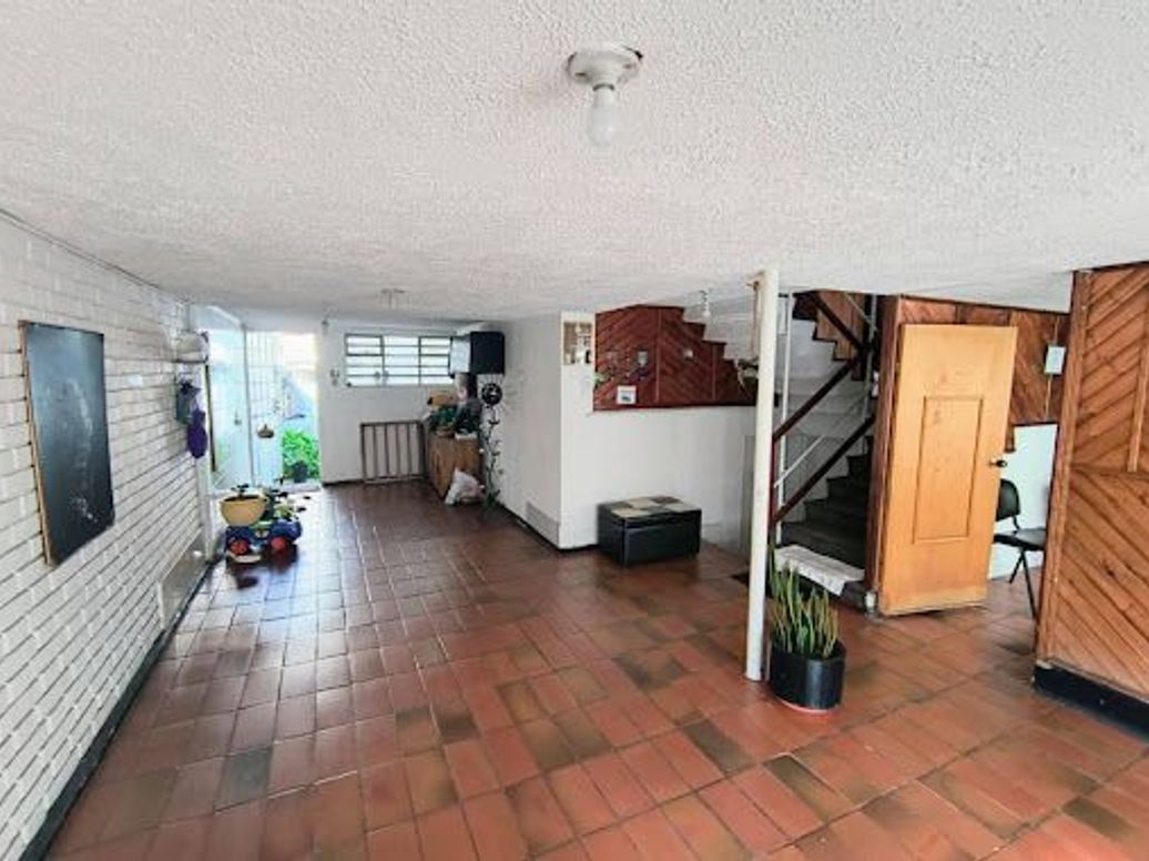 Casa de 5 alcobas en venta en Chapinero Alto, Bogotá, 213 m² · foto 5 de 20