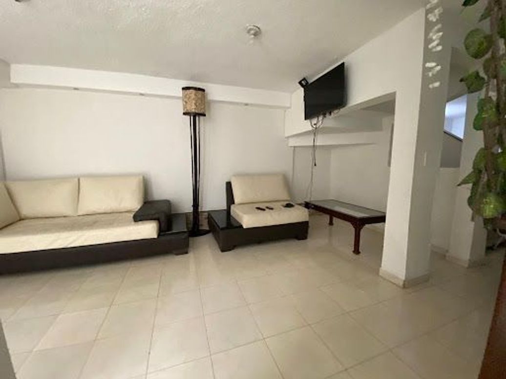 Casa de 5 alcobas en venta en Mandalay 1, Bogotá, 360 m² · foto 7 de 20