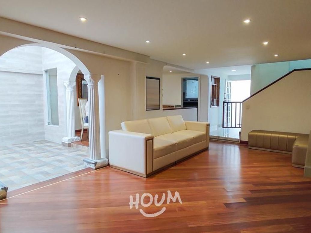 Casa de 4 alcobas en venta en Abraham Lincoln, Bogotá, 140 m² · foto 2 de 20