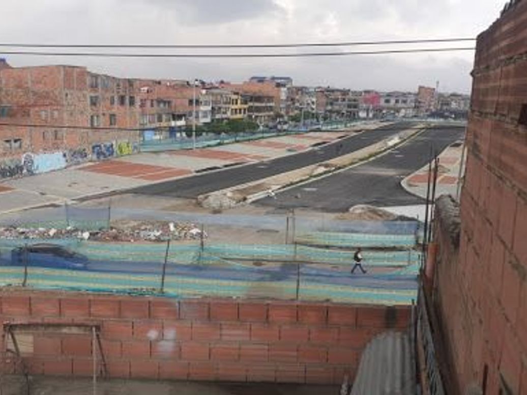 Casa de 5 alcobas en venta en Provivienda, Bogotá, 300 m² · foto 14 de 14
