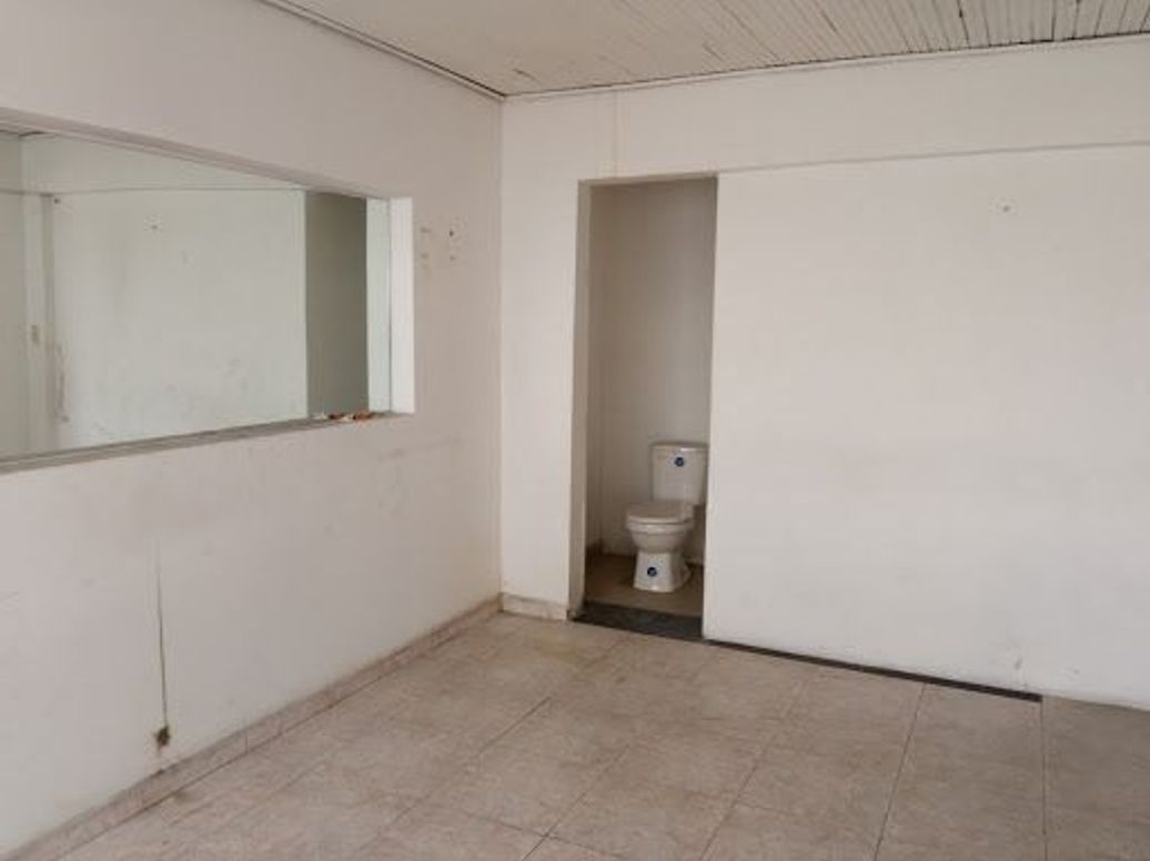 Casa de 5 alcobas en venta en Santa Isabel, Bogotá, 336 m² · foto 9 de 14
