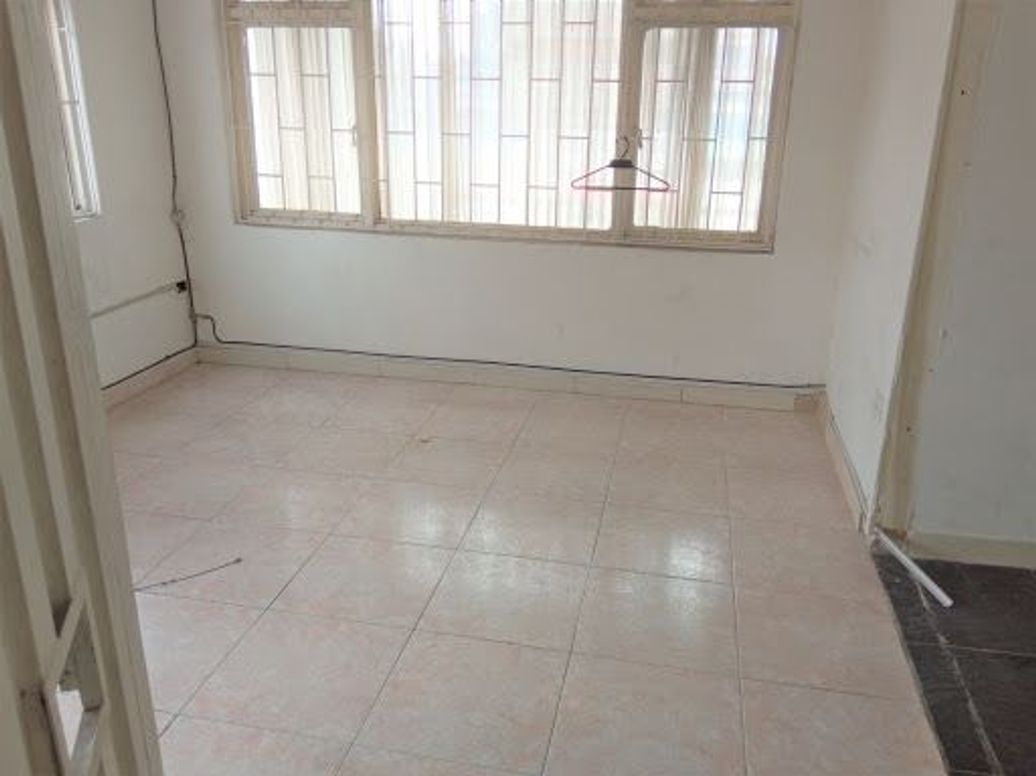 Casa de 5 alcobas en venta en Santa Isabel, Bogotá, 336 m² · foto 5 de 14