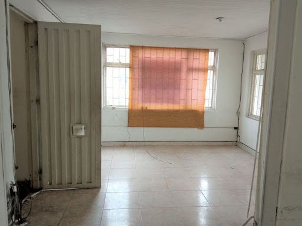 Casa de 5 alcobas en venta en Santa Isabel, Bogotá, 336 m² · foto 4 de 14